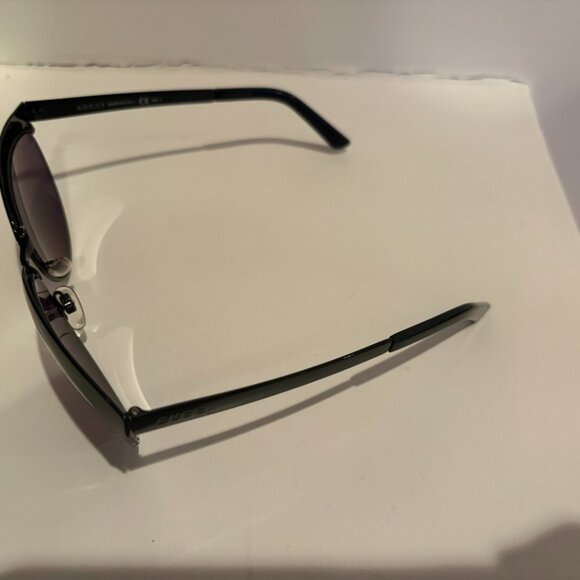 Gucci Cat Eye Sunglasses main image 5